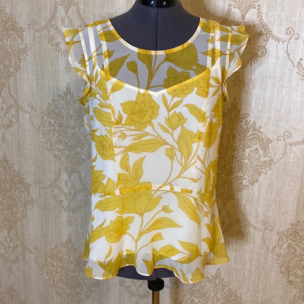 Cabi Sunrise Floral Flutter Blouse XS - Picture 5 of 9